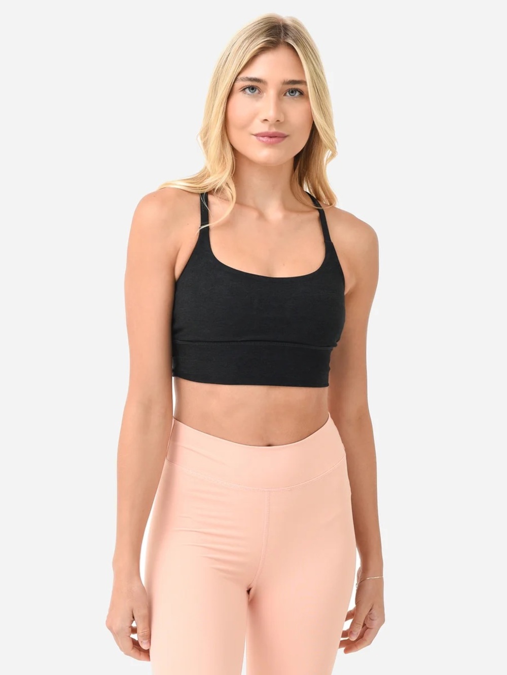 Vuori Longline Clean Elevation Sports Bra in Black Size Small